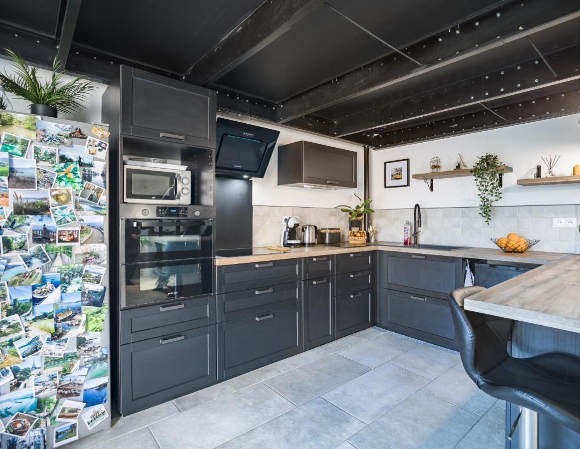 Loft Avec Jardin Et Parking Prive Leilighet Troyes Eksteriør bilde